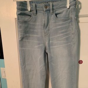 American eagle light wash super high rise jeggings